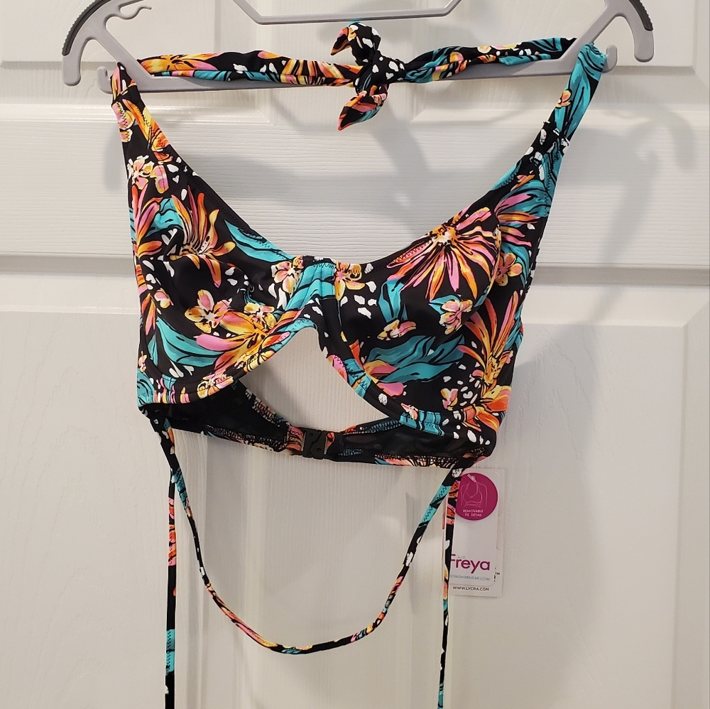 NWT Freya Wild Daisy Halter with removable tie detail - UK 32FF/US 32H